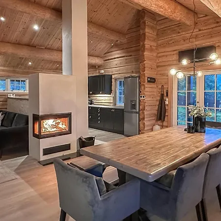Stunning In Sjusjen With 5 Bedrooms, Sauna&wifi Sjusjoen
